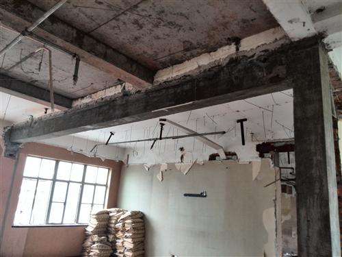 需要做房屋加固設(shè)計(jì)的房子現(xiàn)場(chǎng)圖片