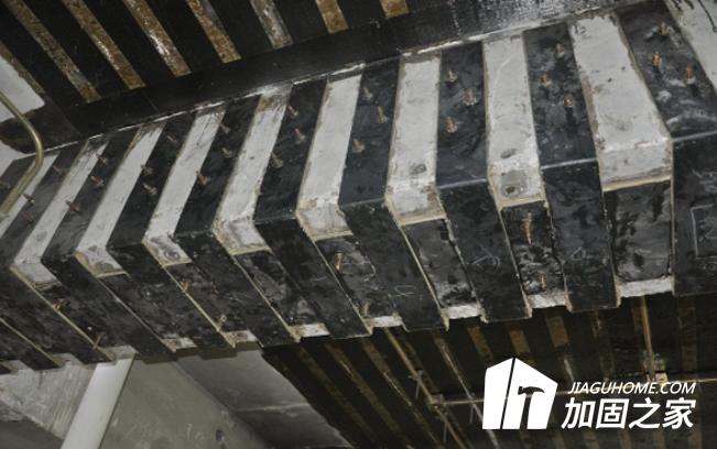 在選購碳纖維加固材料時，哪些地方是不能忽視的?