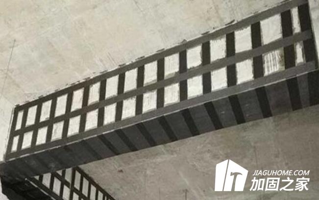 碳纖維布加固粘貼方法不同，加固的效果也不同