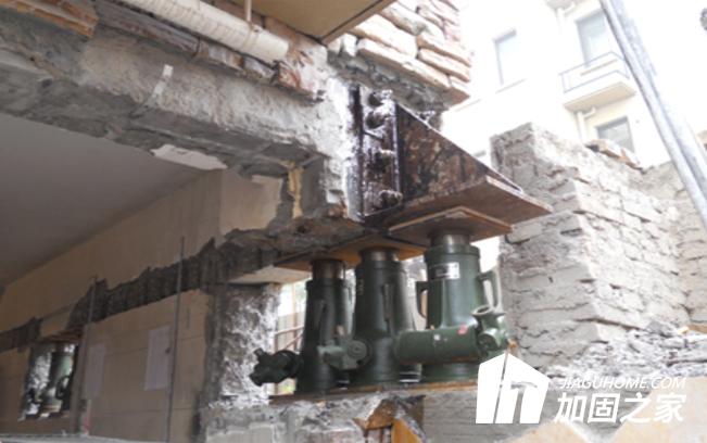 危房改造時(shí)應(yīng)該要注意什么?